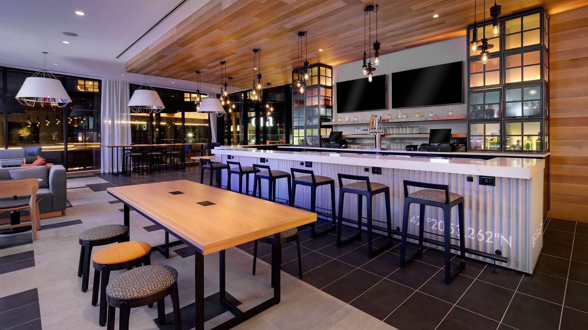 Hyatt Place Boston/seaport District Hotel 3*