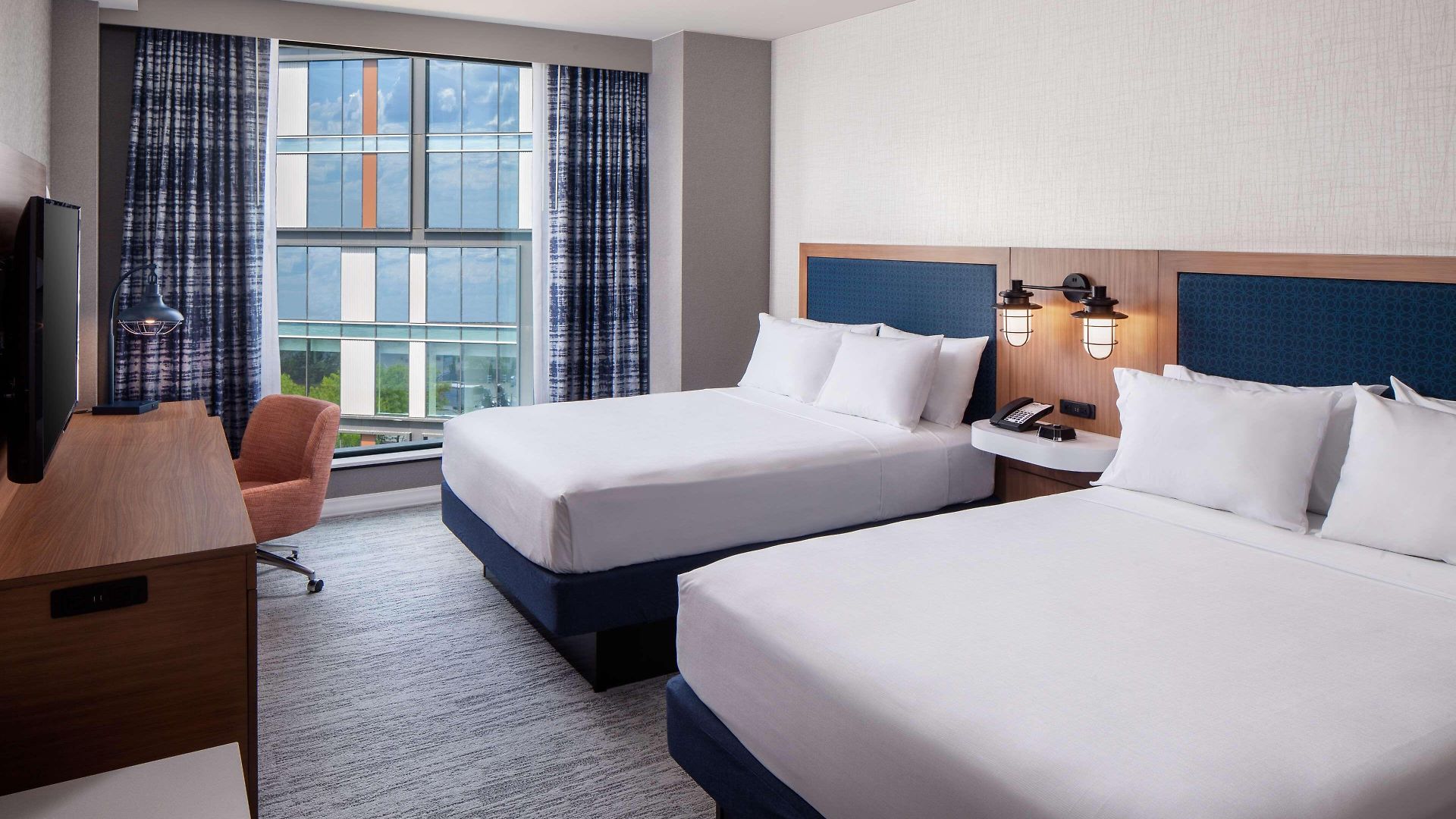 Hampton By Hilton At The Seaport District