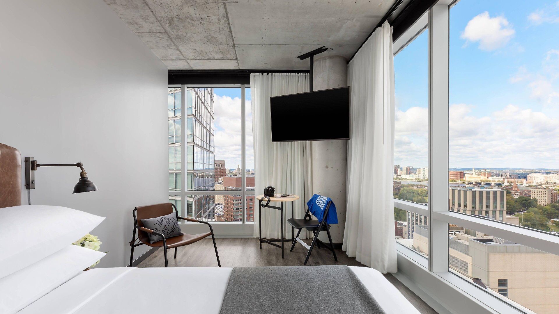 Moxy Downtown Boston