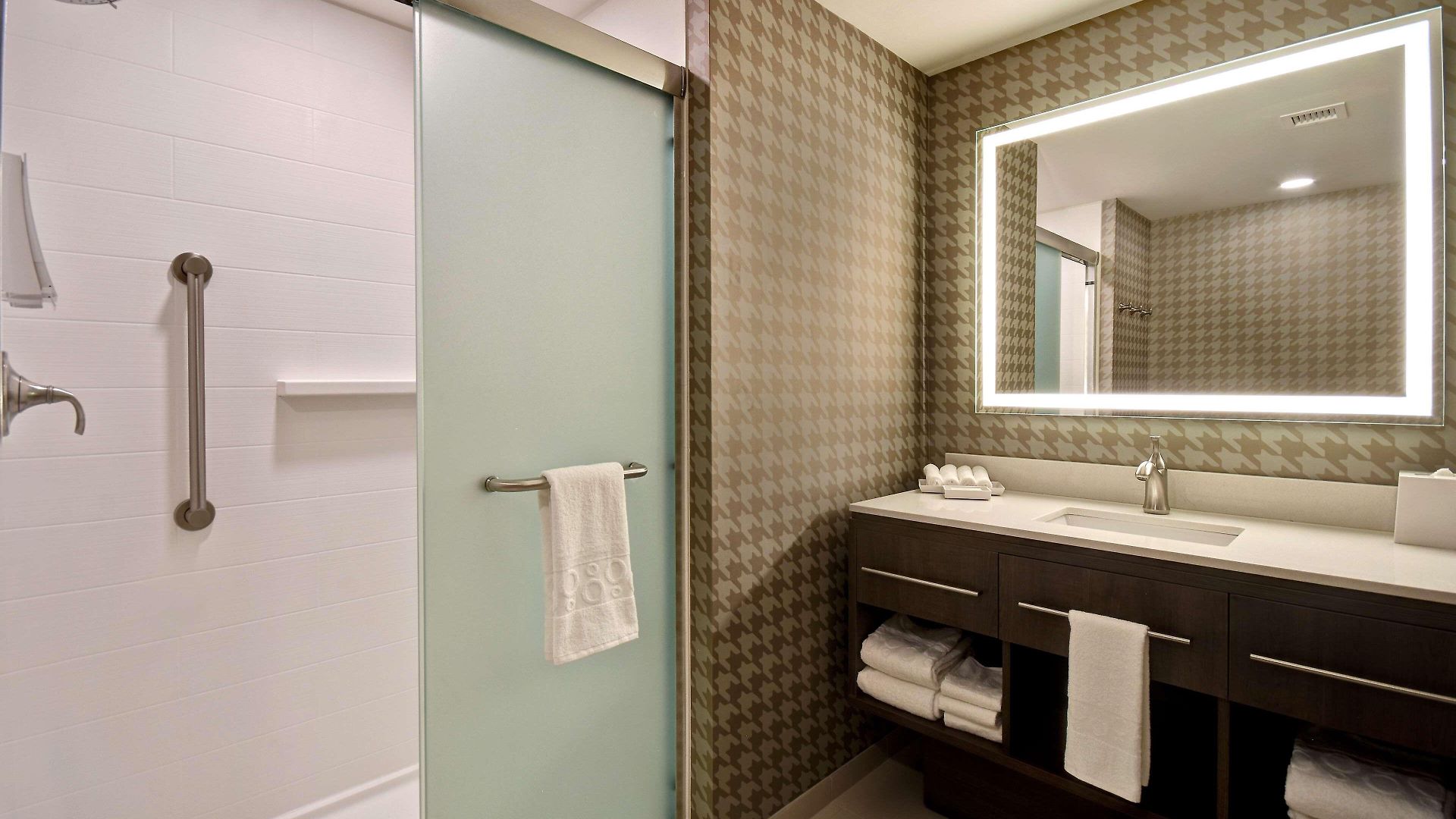 Home2 By Hilton South Bay Hotel 3*