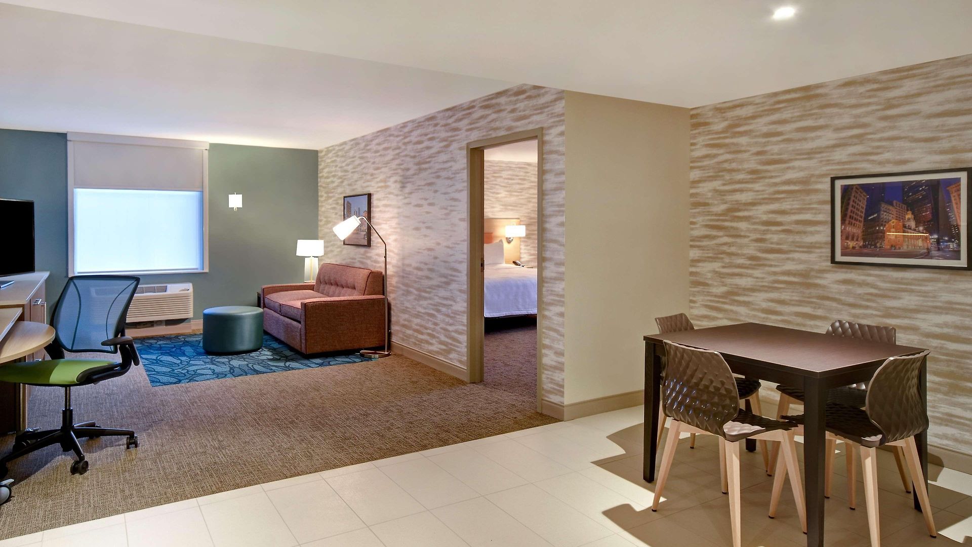 Hotel Home2 By Hilton South Bay 3*