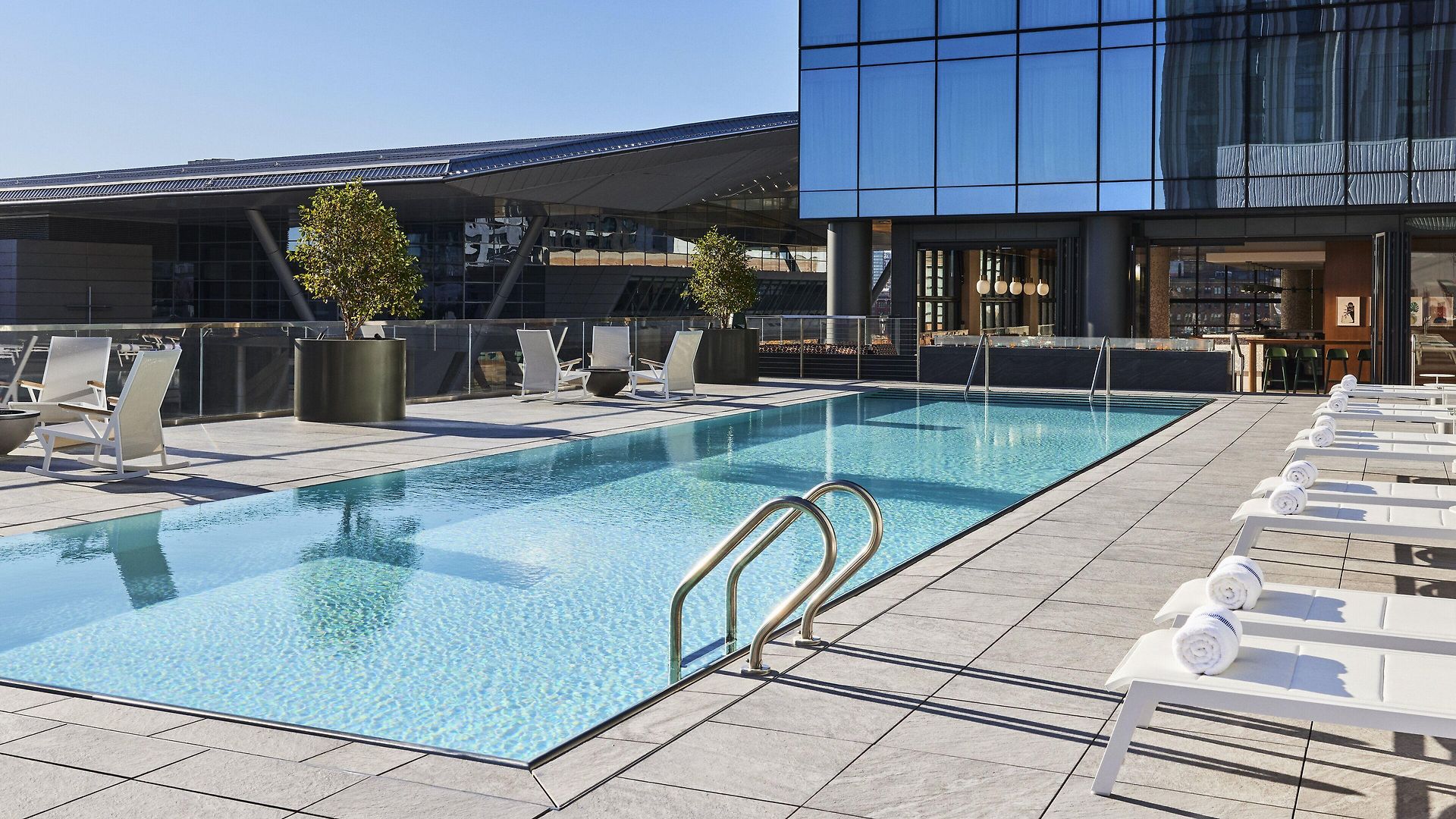 Omni At The Seaport 4* Boston