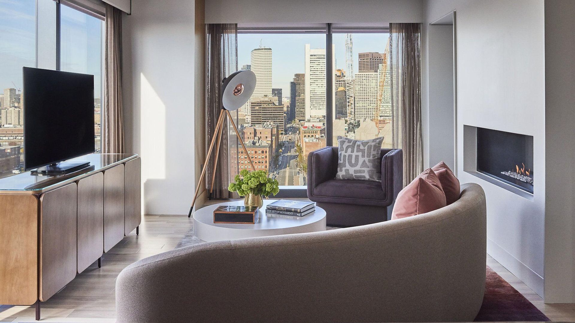 Omni At The Seaport 4* Boston