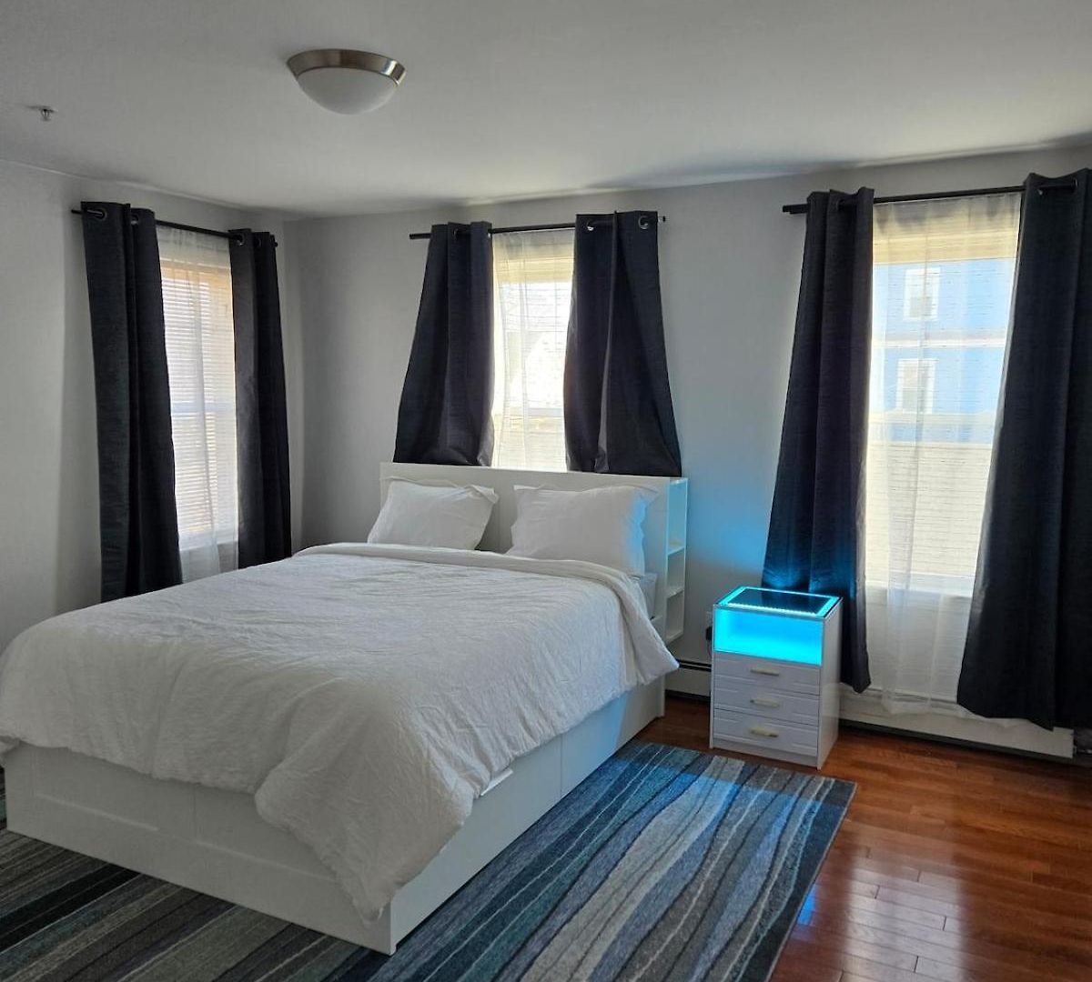 Cozy Nest Getaway Near Boston!