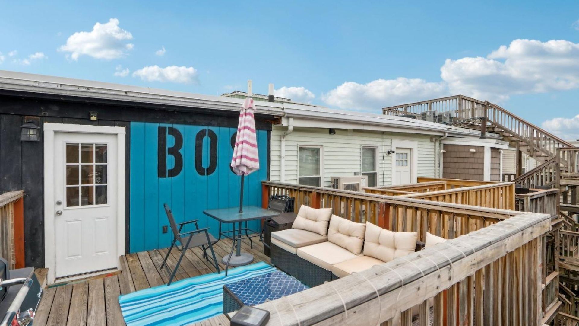 New Southie Penthouse With Private Roof Deck Apartment