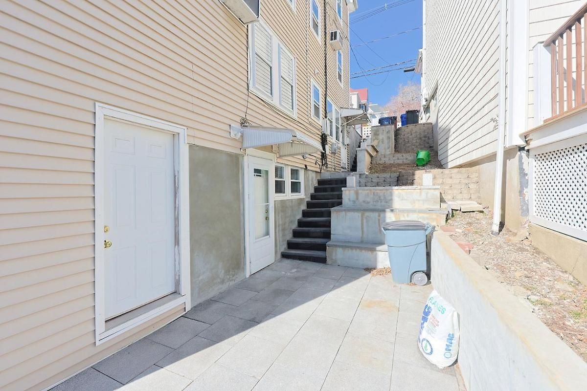 Eastie Roomy 3br With Easy And Airport Access Apartment Boston