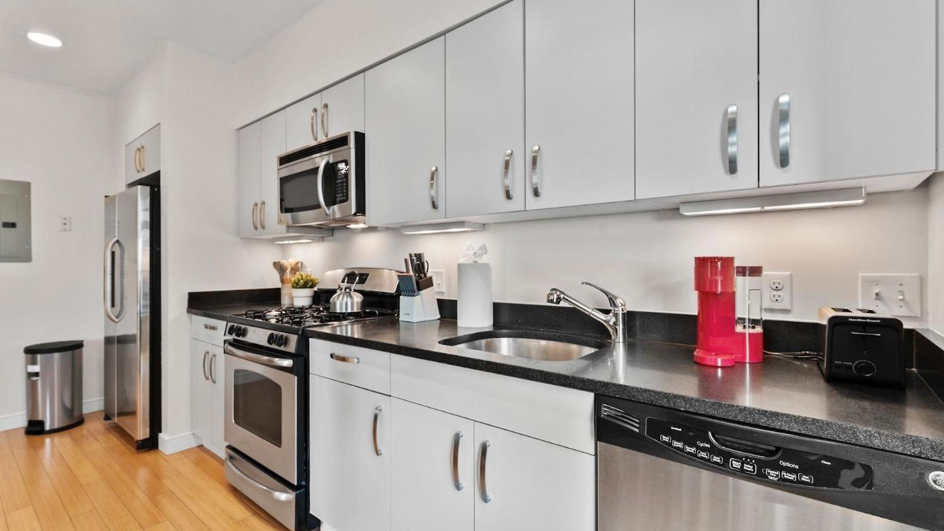 Beautiful 2br In Southend Boston
