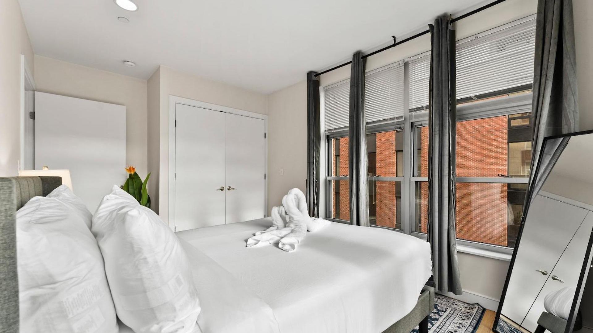 Beautiful 2br In Southend Apartment