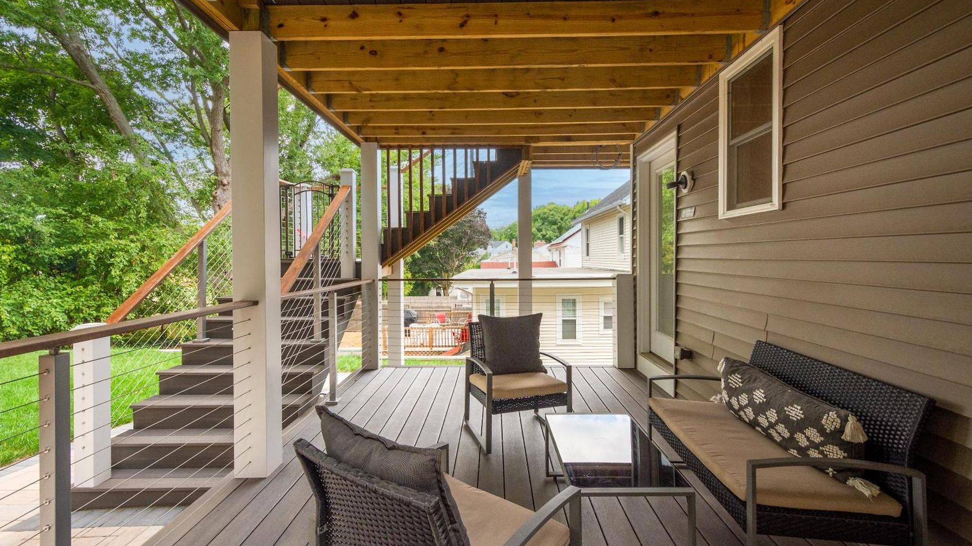 2br Dog-friendly In 2-fam - Comfy Retreat