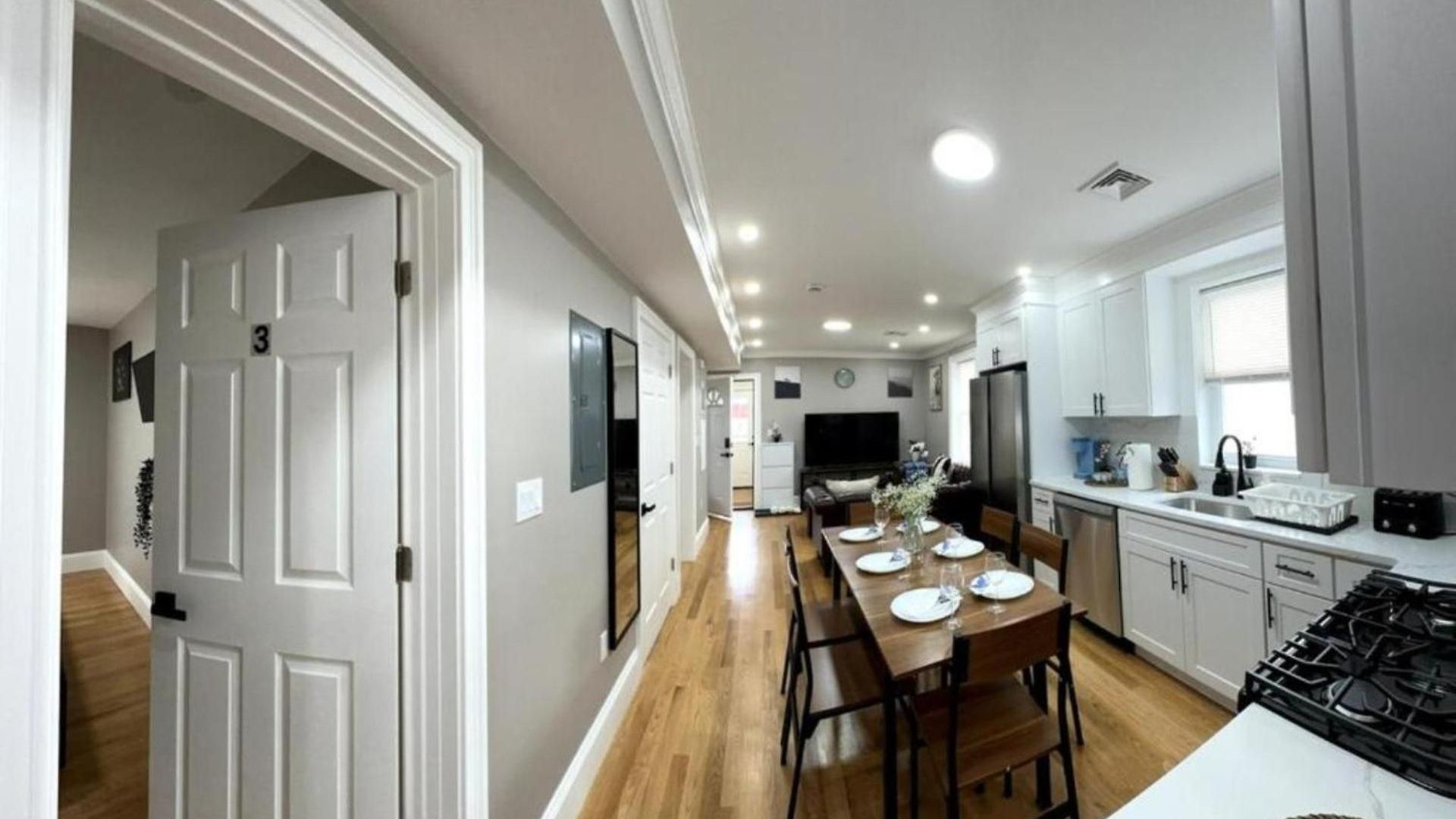 Expansive 3br Nest - Pet-friendly - Near Franklin Park & Red Line 558-2 Apartment Boston