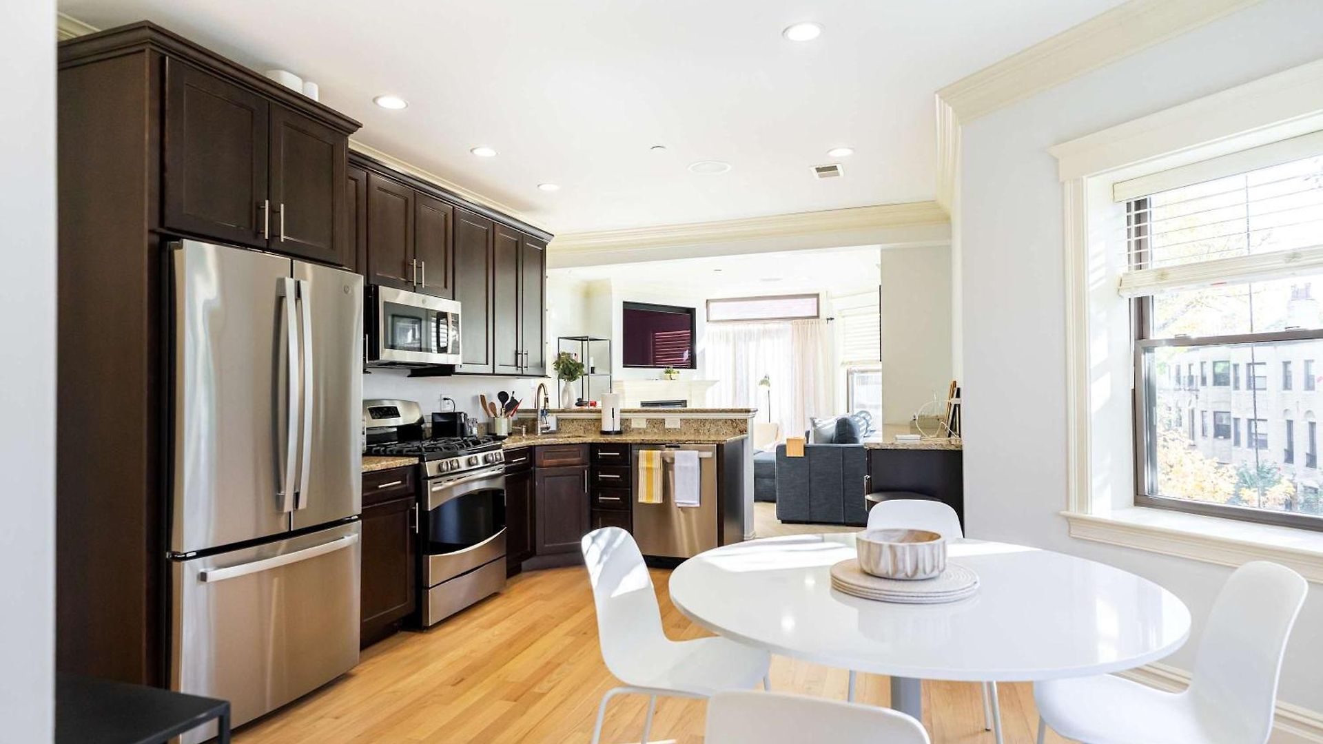 Brownstone Luxury Penthouse Apartment