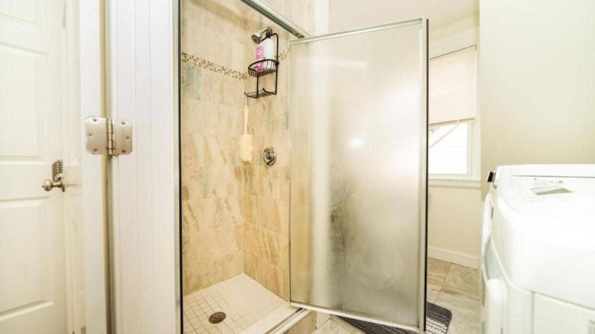 Comfortable 4br Getaway - Pet-friendly - Near I-93 & Red Line 988 Boston