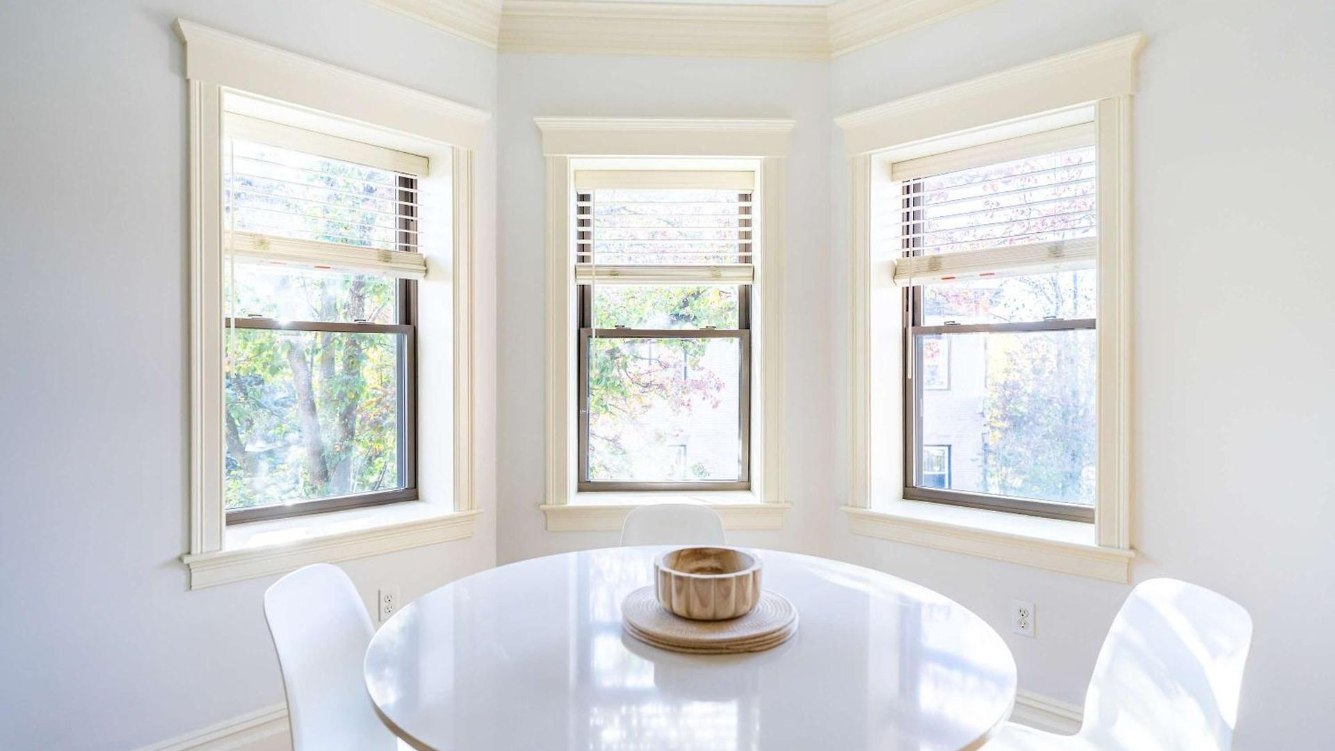 Brownstone Luxury Penthouse Apartment *