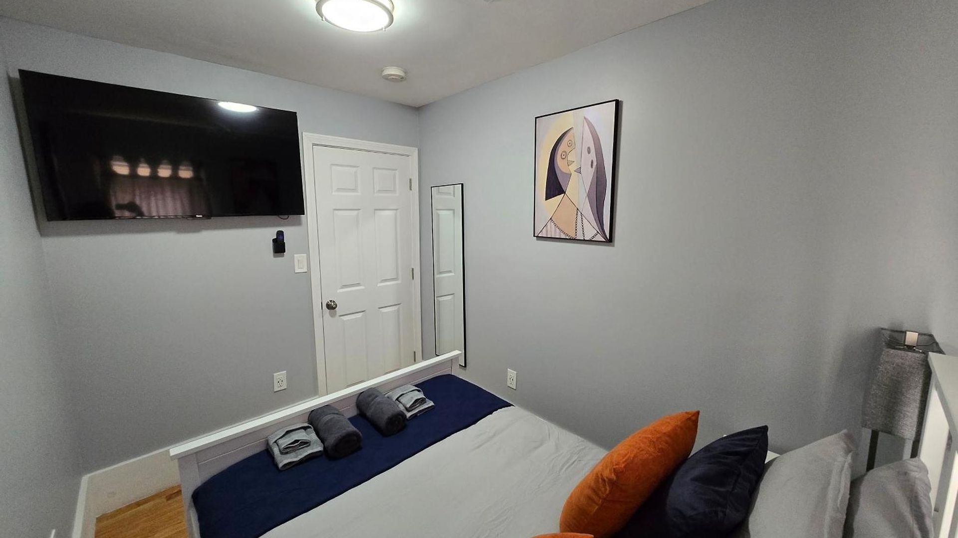 Apartment Brand New 2br House 20min Downtown *