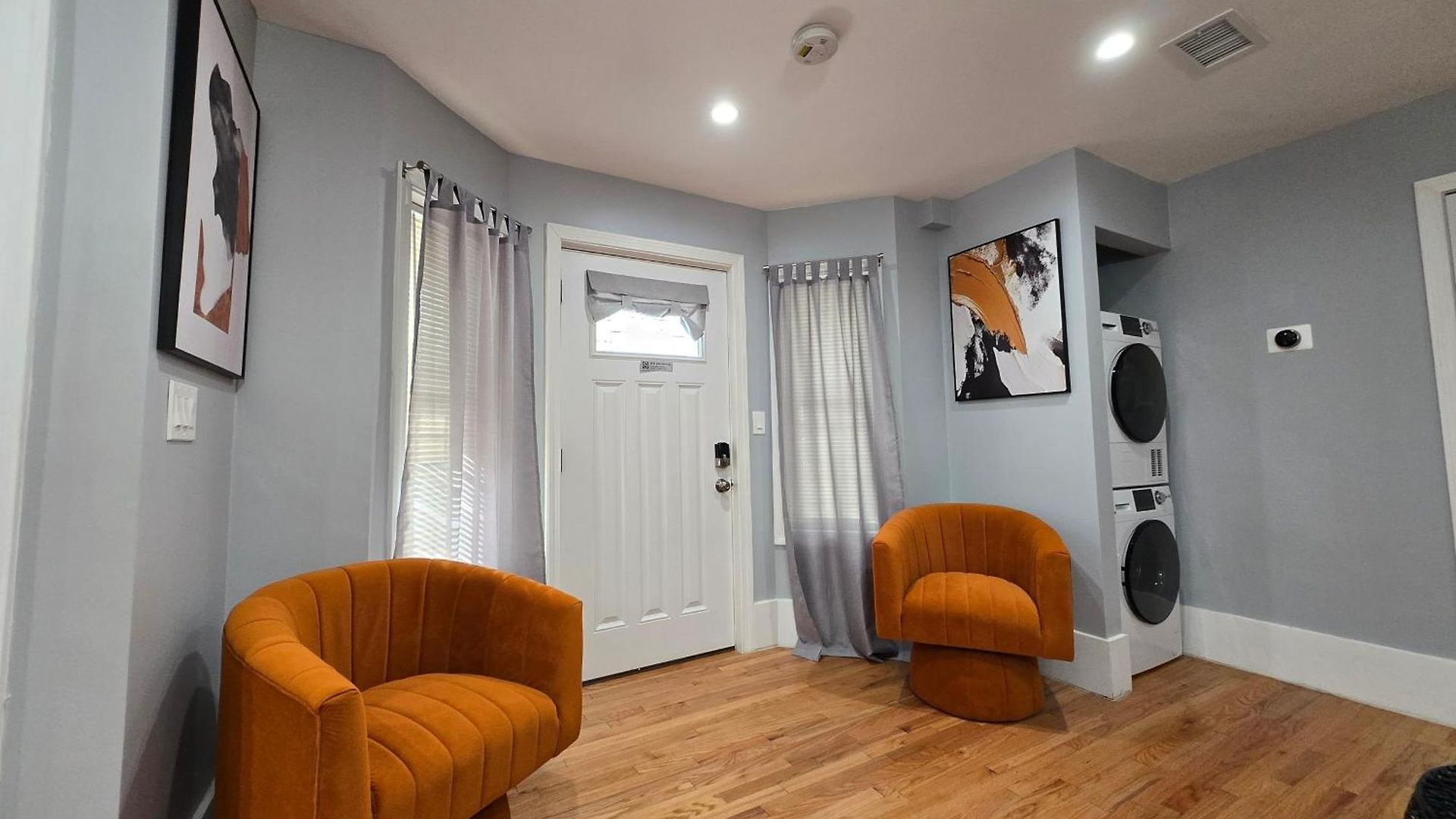 Brand New 2br House 20min Downtown Apartment