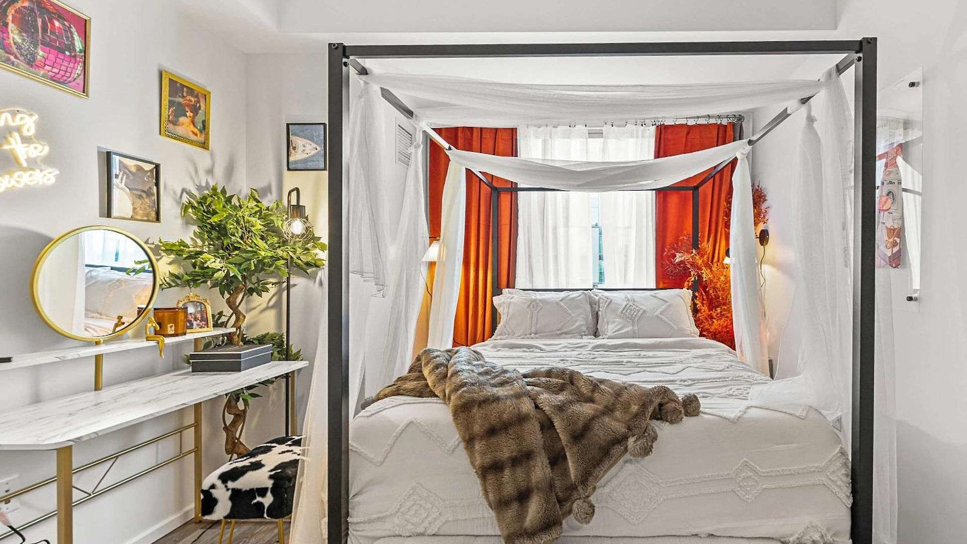 Family With Pool And Gym Lovely Apartment Boston