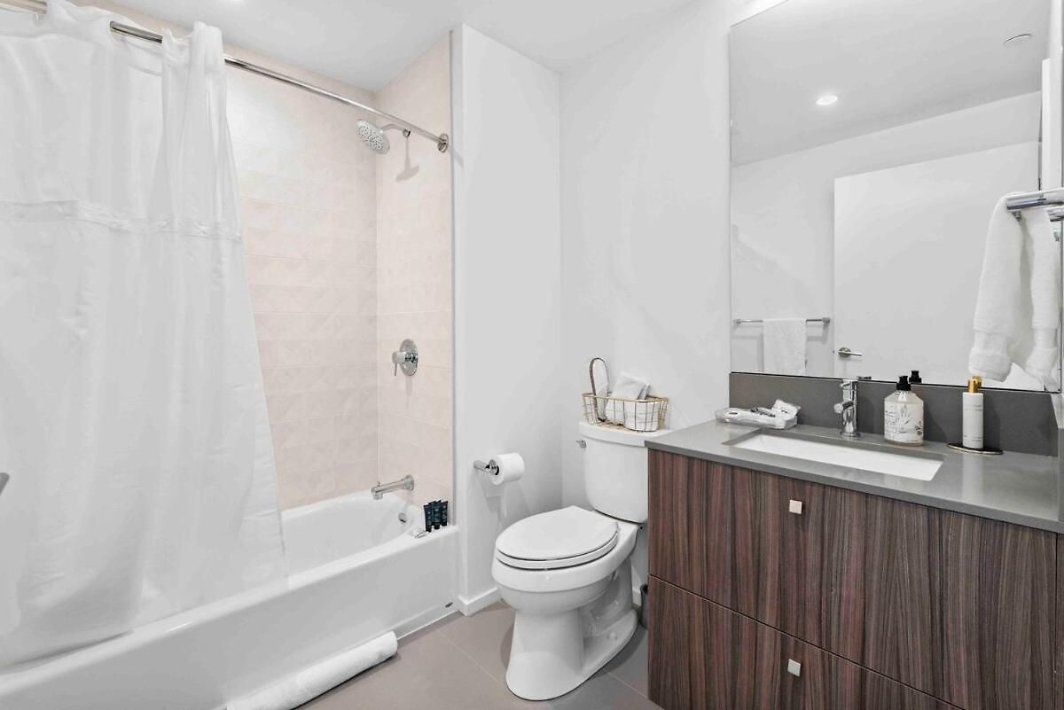 Apartment Luxury 2br In Pool Gym *