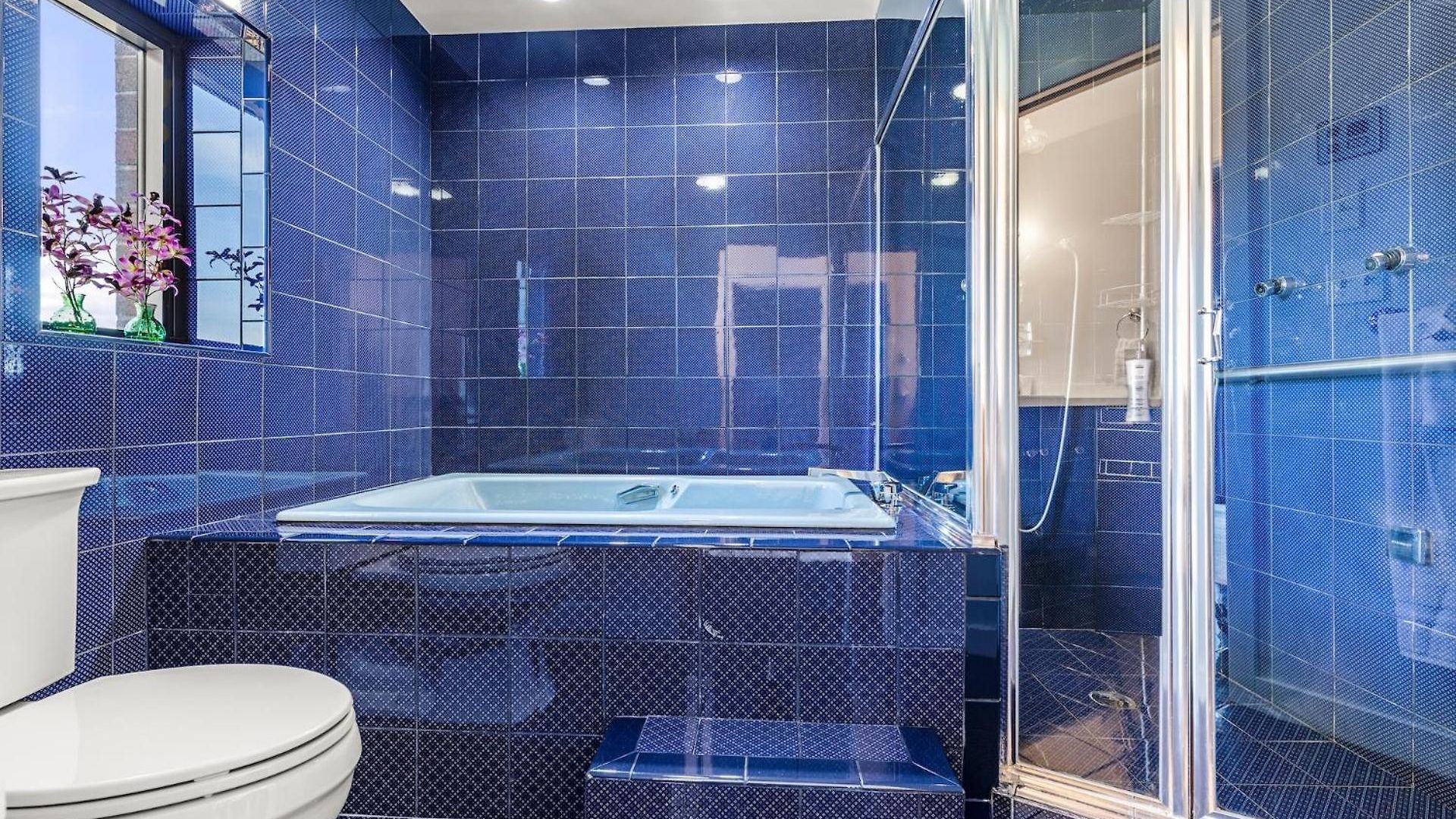 Luxury Massive Penthouse In Watertown * Boston