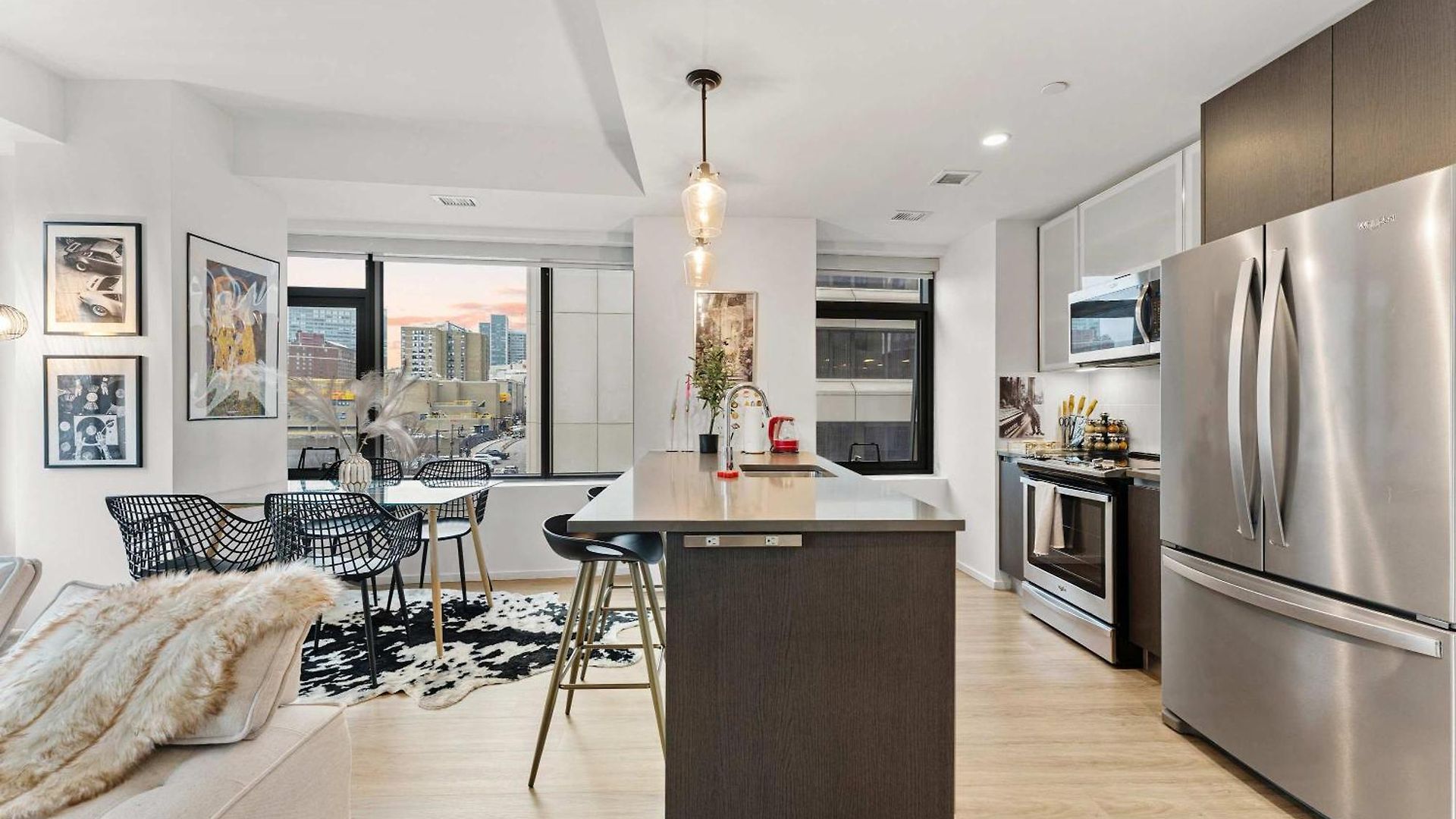 Family Friendly South End Apartment *