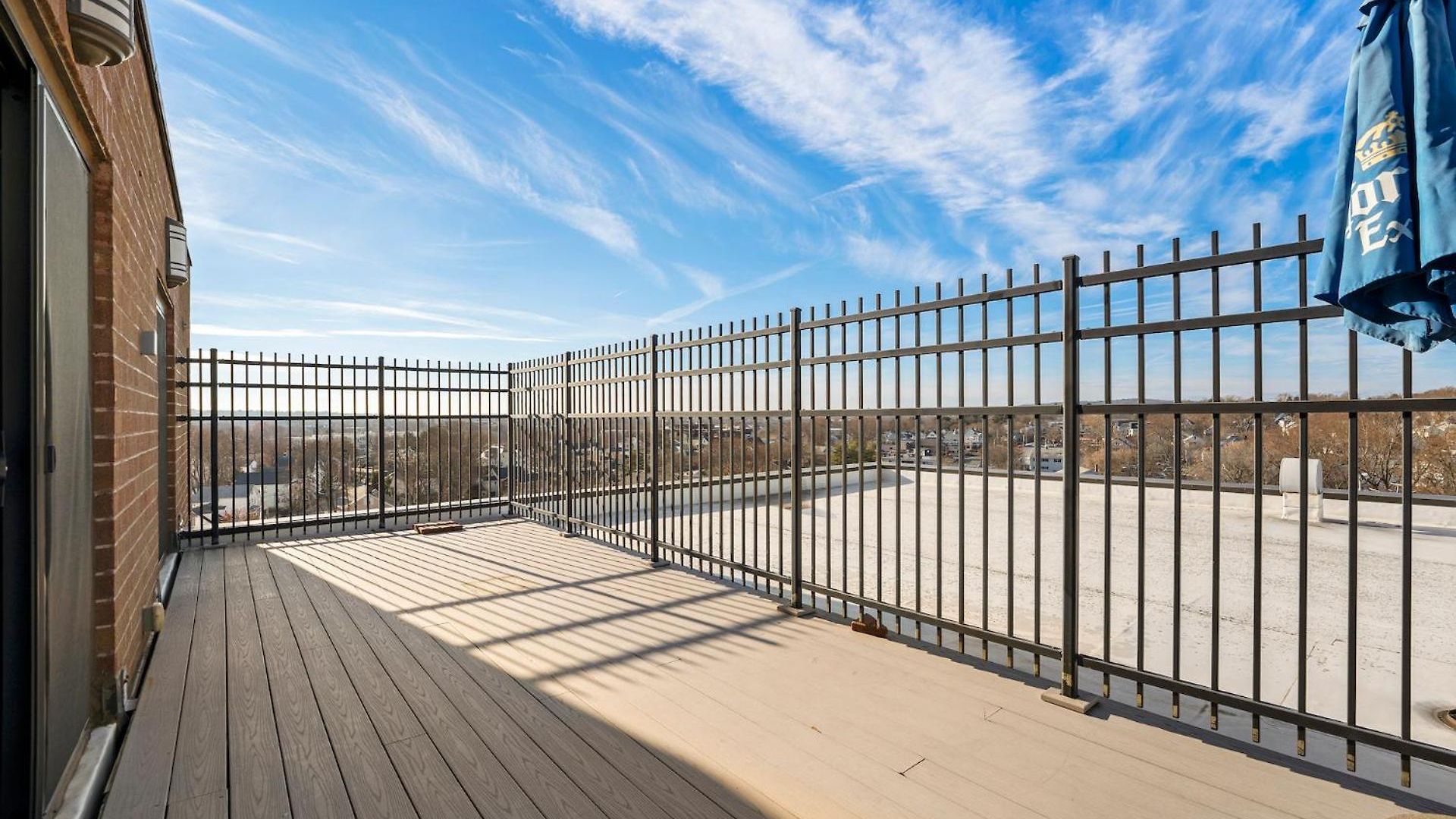 Apartment Luxury Massive Penthouse In Watertown *