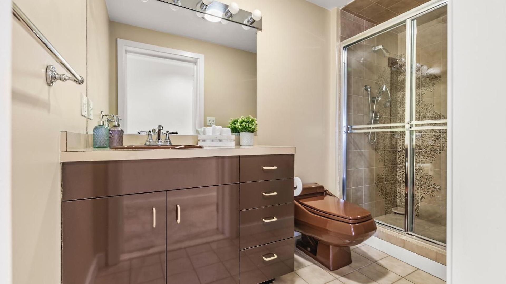 Luxury Massive Penthouse In Watertown Apartment
