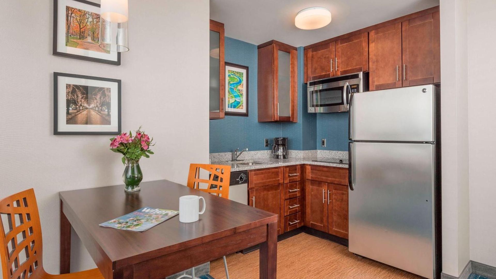 By Marriott Back Bay/fenway 3* Boston
