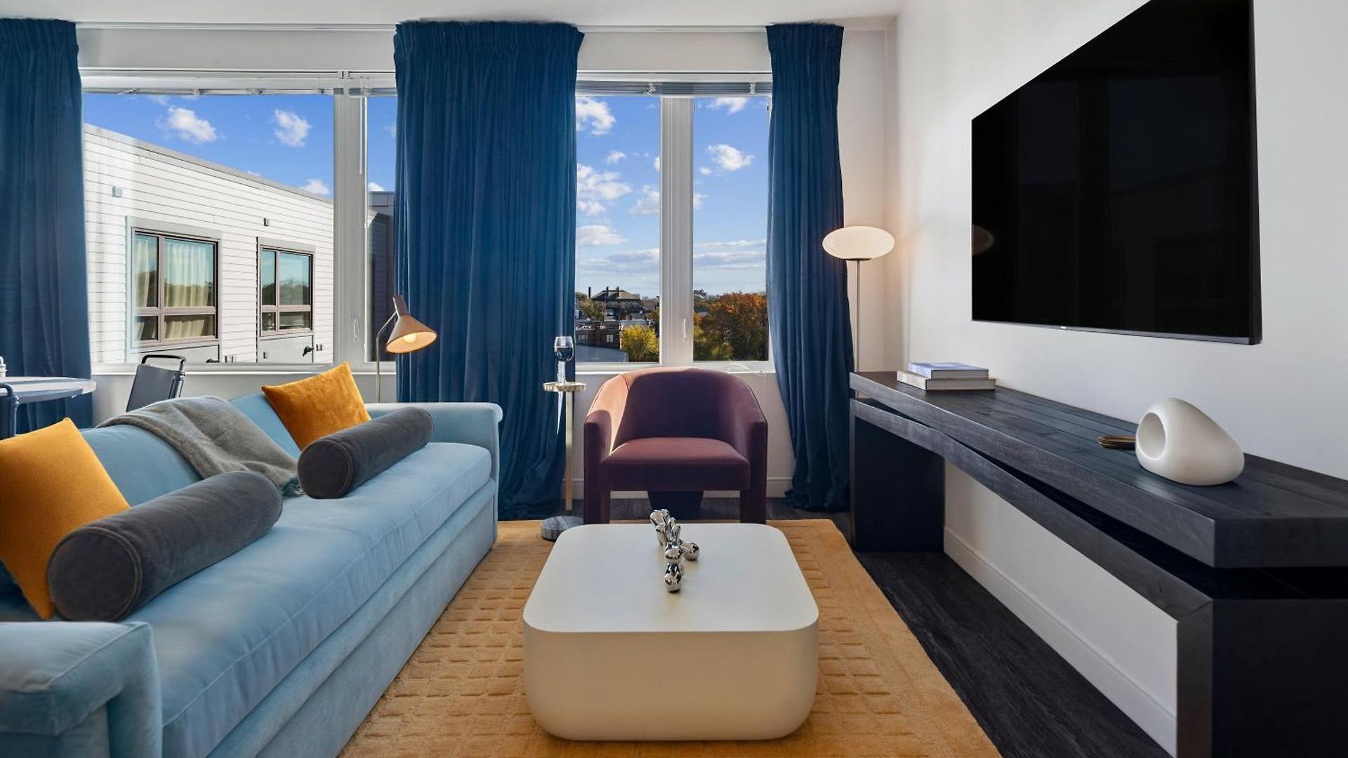 Hyatus Luxury Residences South Bay Designer Collection 4*