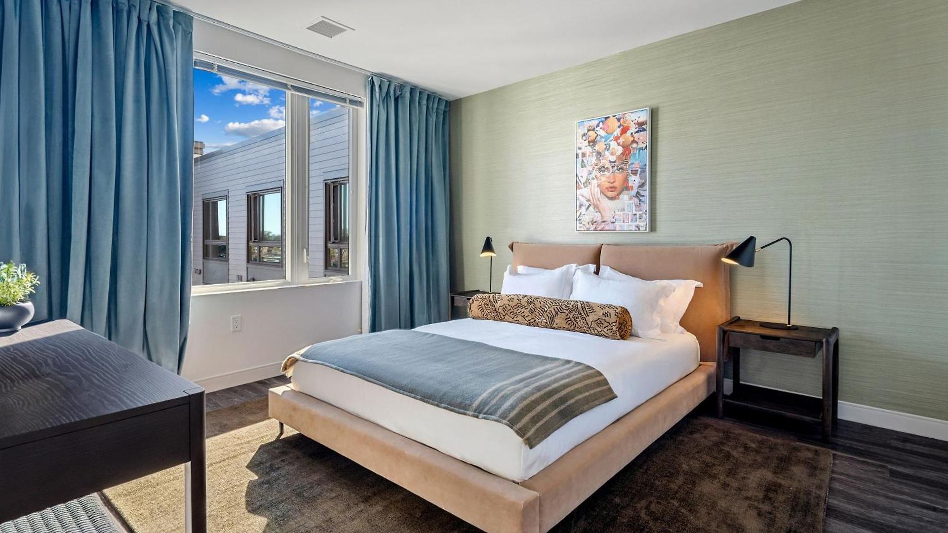 Hyatus Luxury Residences South Bay Designer Collection 4*