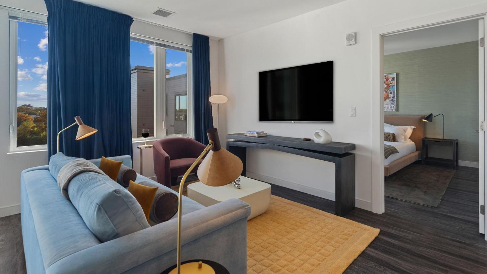 Aparthotel Hyatus Luxury Residences South Bay Designer Collection 4*