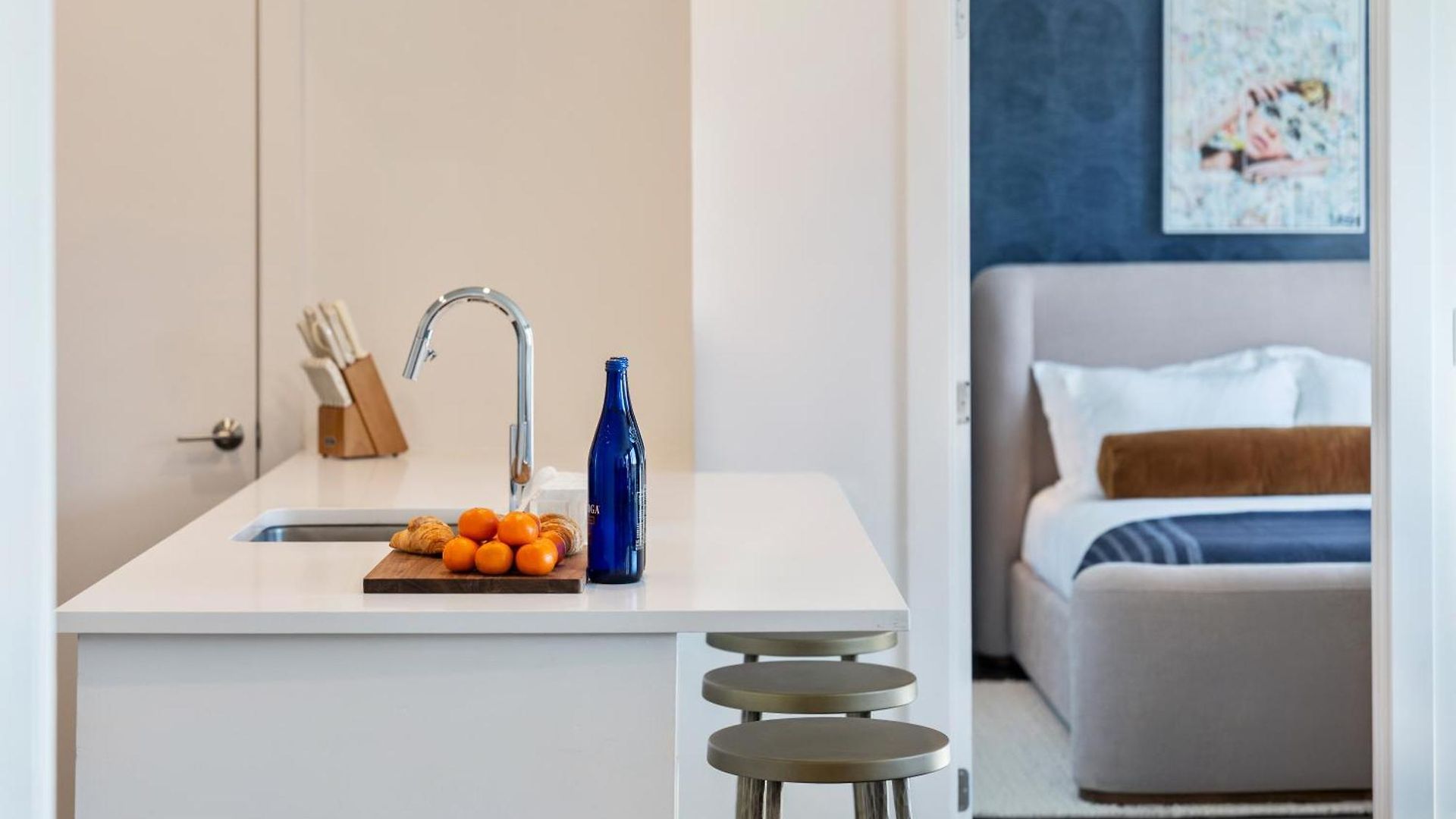Aparthotel Hyatus Luxury Residences South Bay Designer Collection