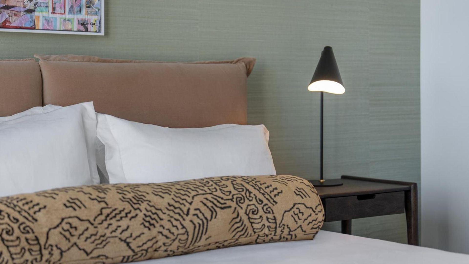 Hyatus Luxury Residences South Bay Designer Collection Aparthotel