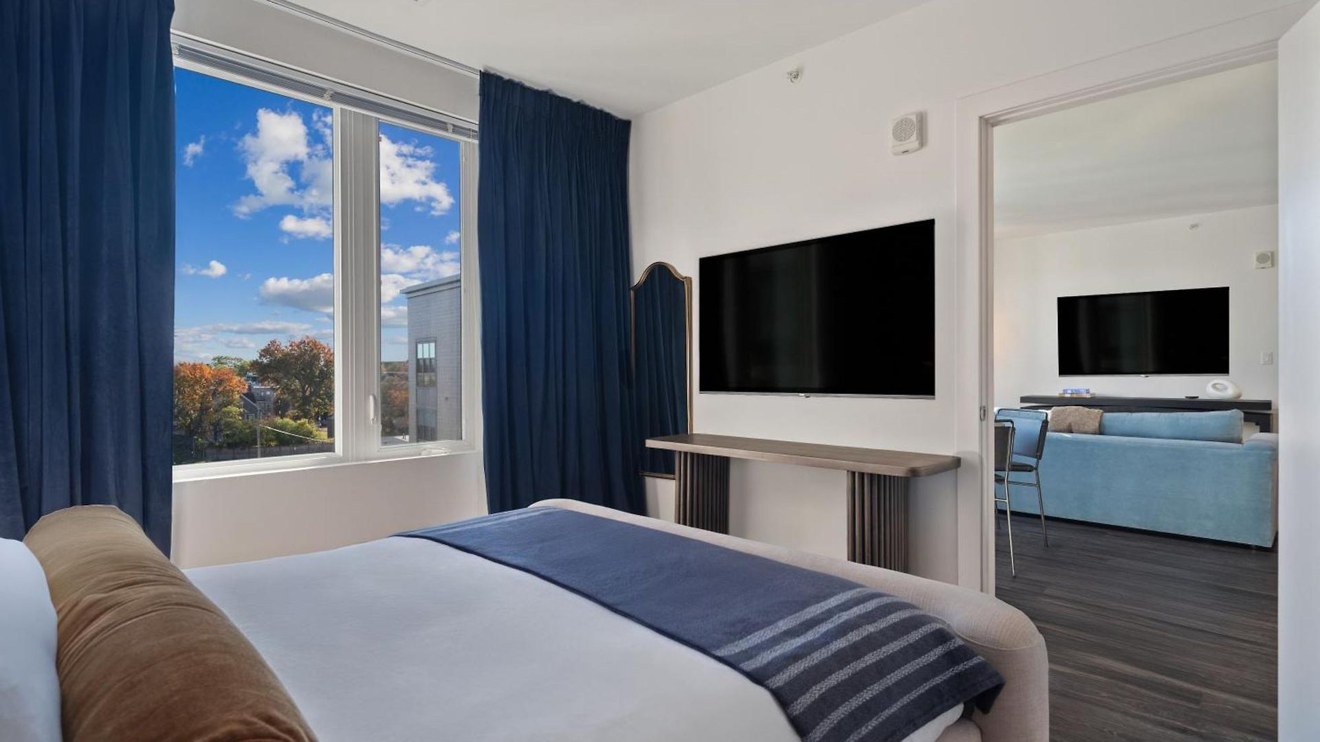 Aparthotel Hyatus Luxury Residences South Bay Designer Collection Boston