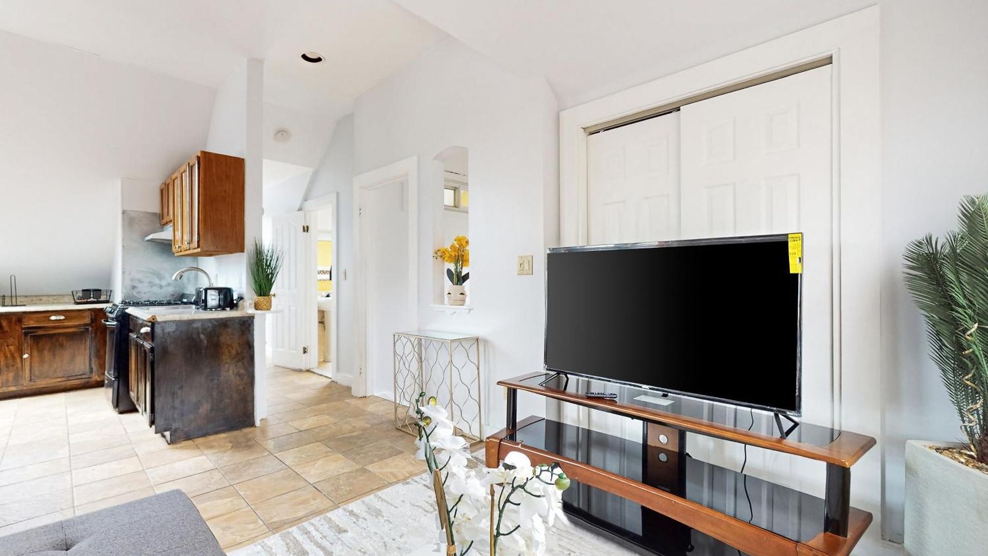 Holiday home 3 Mi To Franklin Park Zoo! Bright Residential Boston