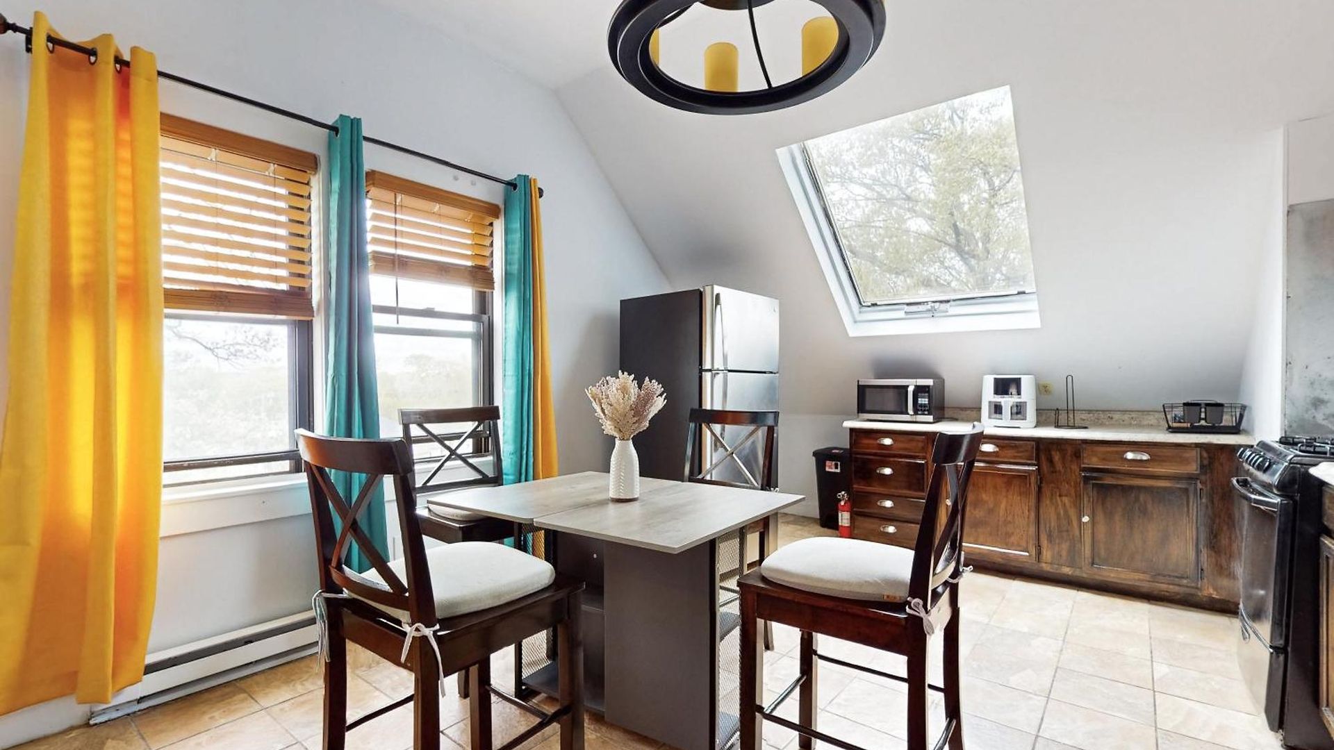 3 Mi To Franklin Park Zoo! Bright Residential