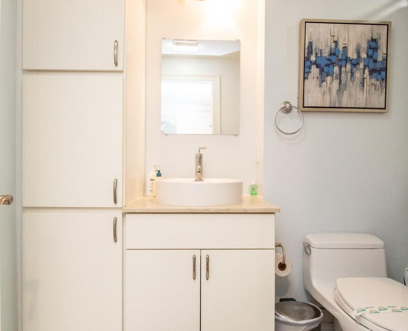 Renovated Studio, Steps To Mgh, Suffolk, Sleeps 4 Boston
