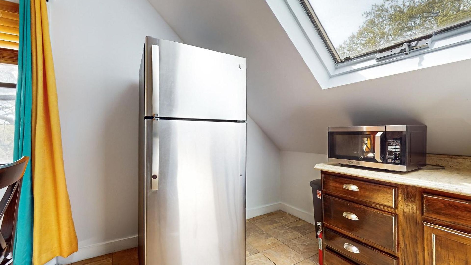 Holiday home 3 Mi To Franklin Park Zoo! Bright Residential Boston