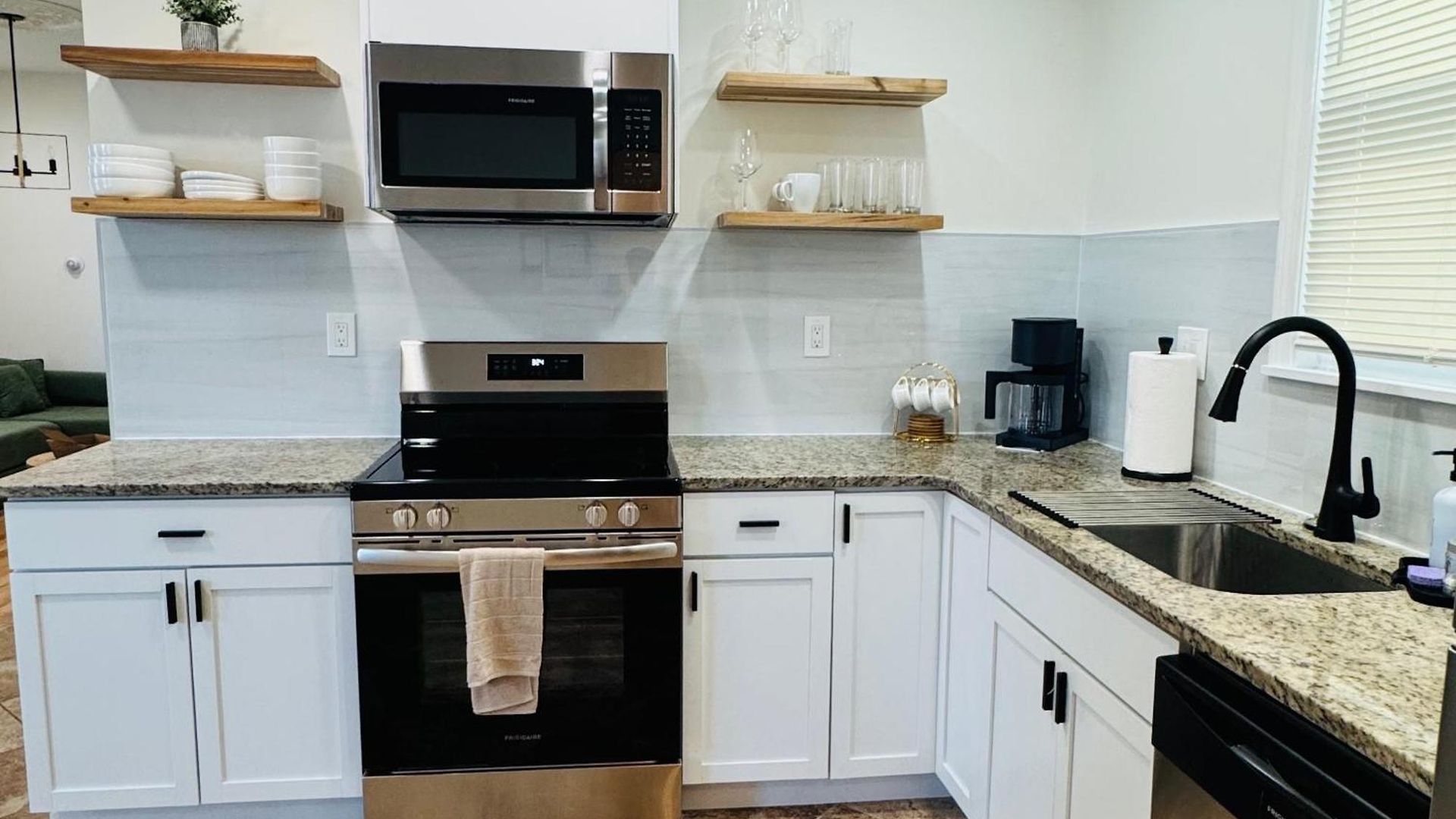 Apartment Spacious 3br Near Free Parking Boston