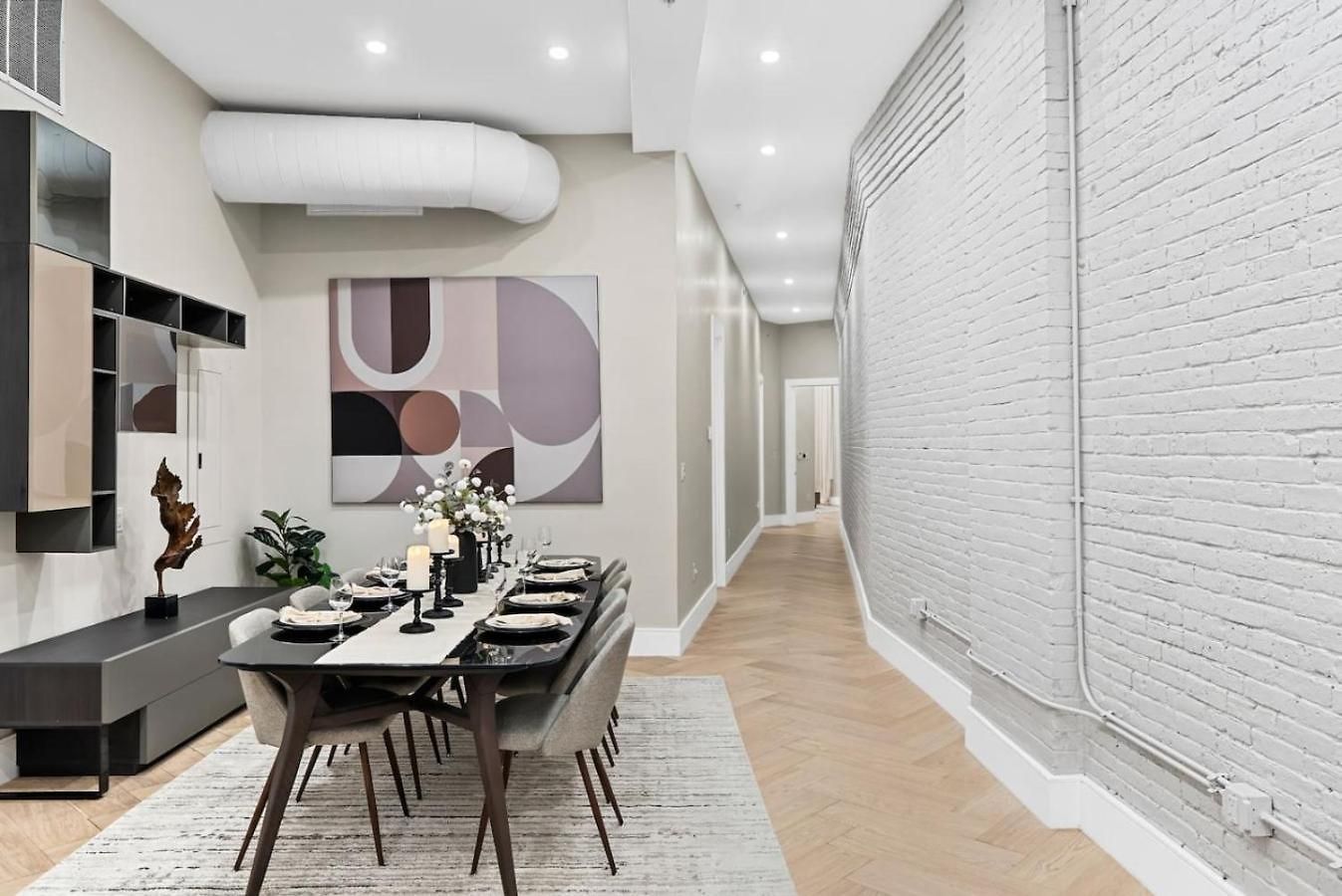 Downtown With Game & Free Parking Near Quincy Market & Water Front *
