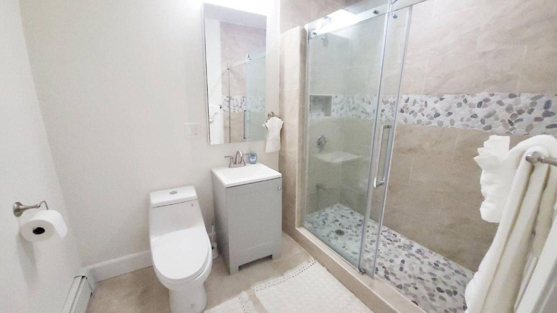 1-bedroom Apt-7b1 20-minuite To Downtown Apartment Boston