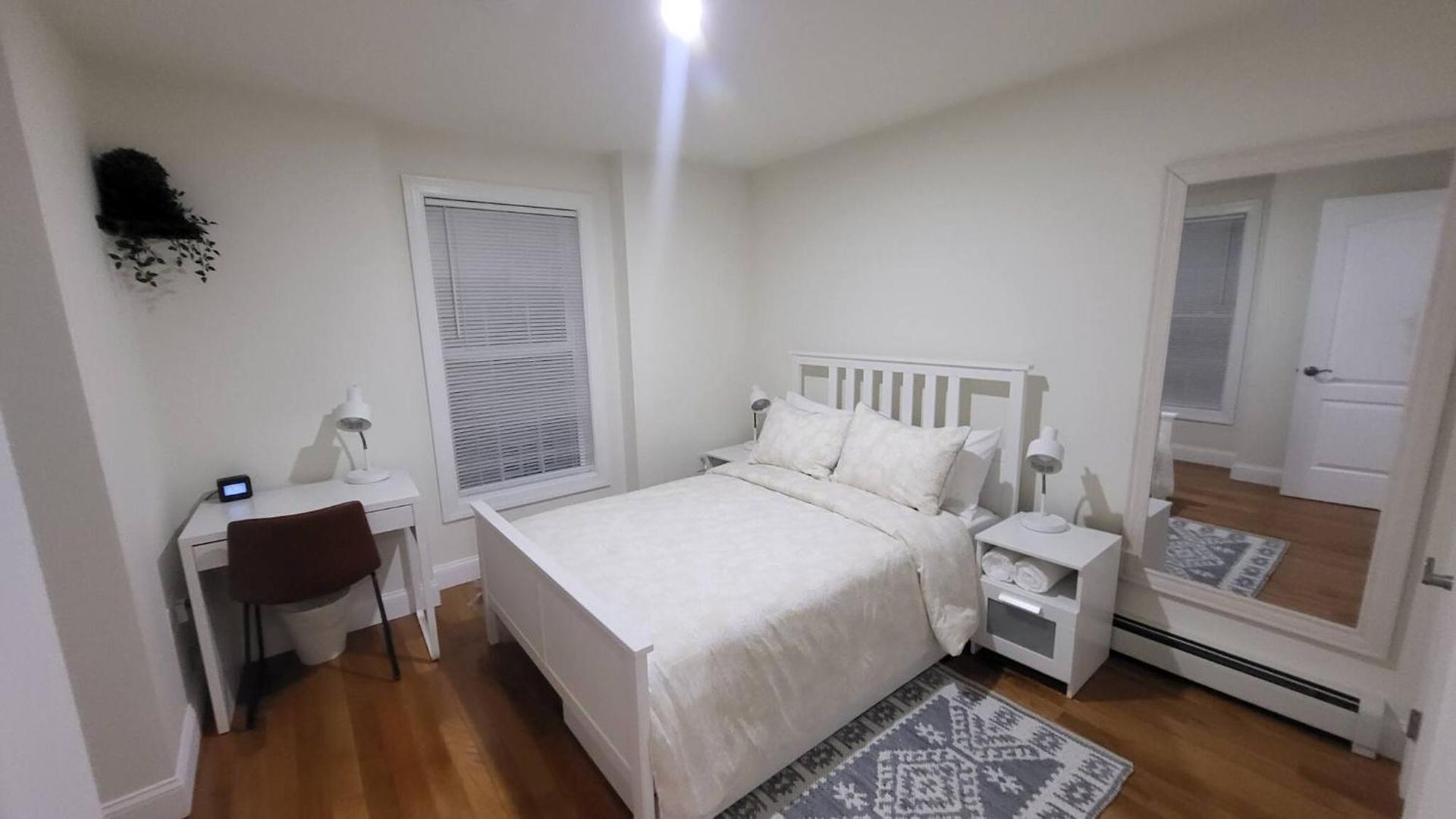 Apartment 3-bedroom Apt-9w2 20-minuite To Downtown Boston