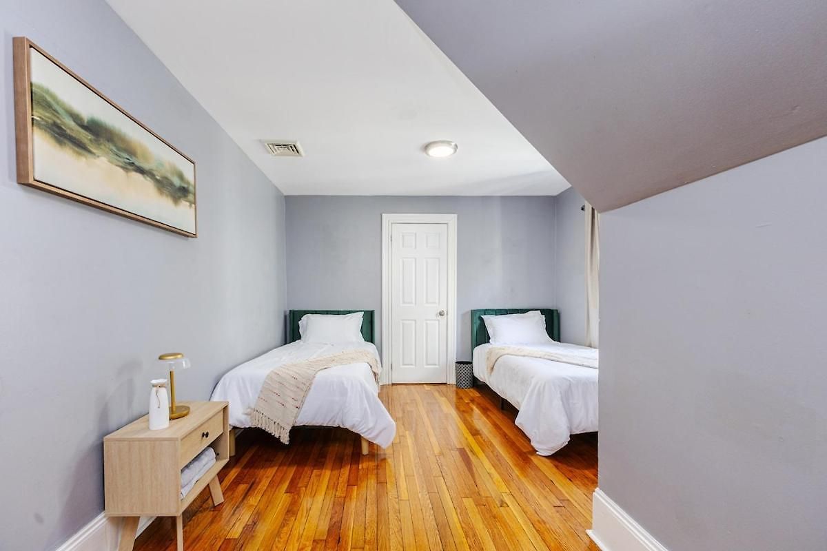 Cozy 3bd, 1ba In - Franklin Park Zoo, Common Boston