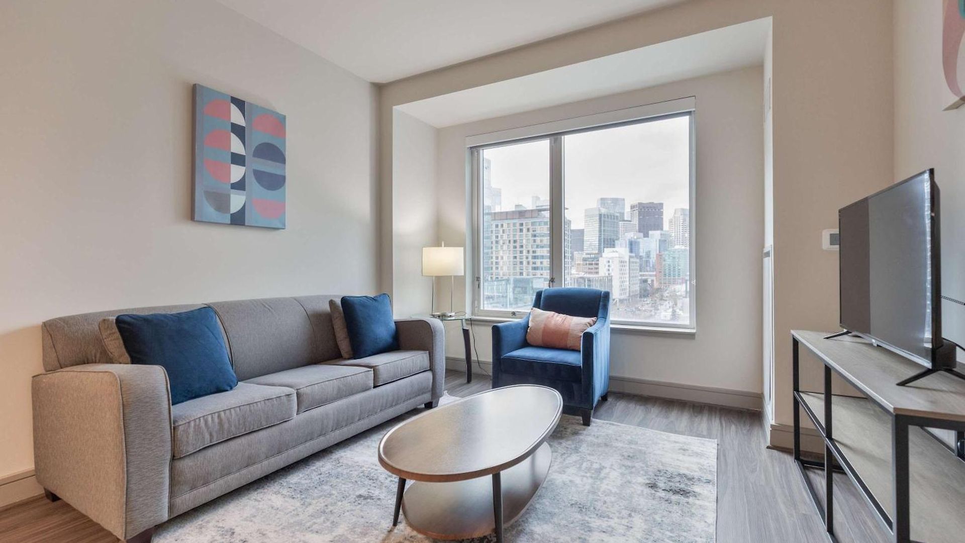 Stylish Downtown Seaport Apartment