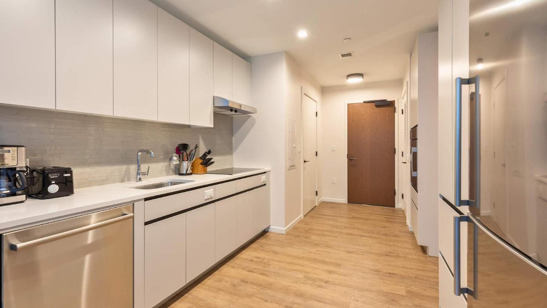 Luxury Heart Of Seaport Walk Downtown Apartment *