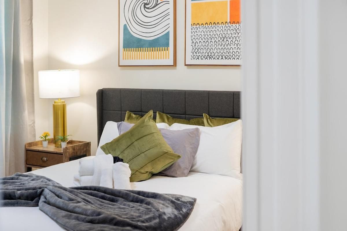 Apartment Beautiful 2br In Savin Hill