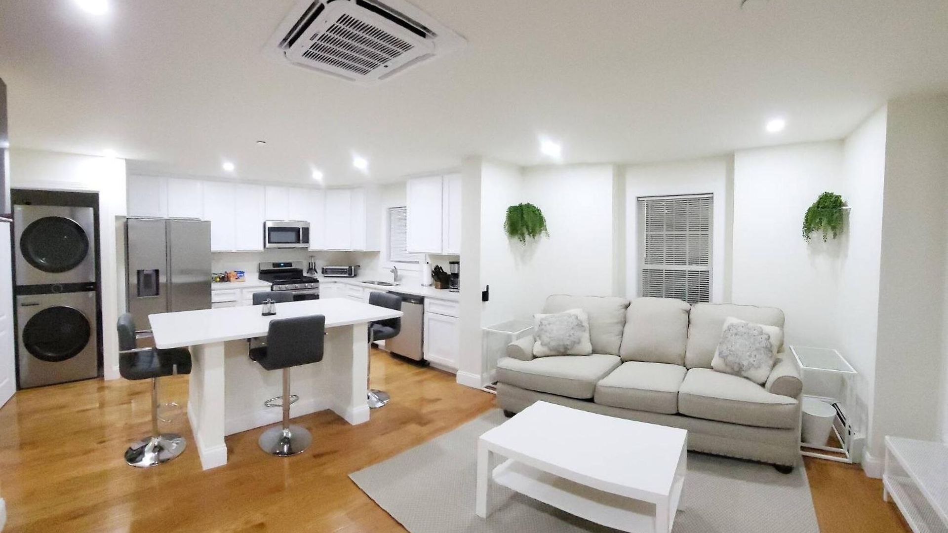 3-bedroom Apt-7w2 20-minuite To Downtown Apartment Boston