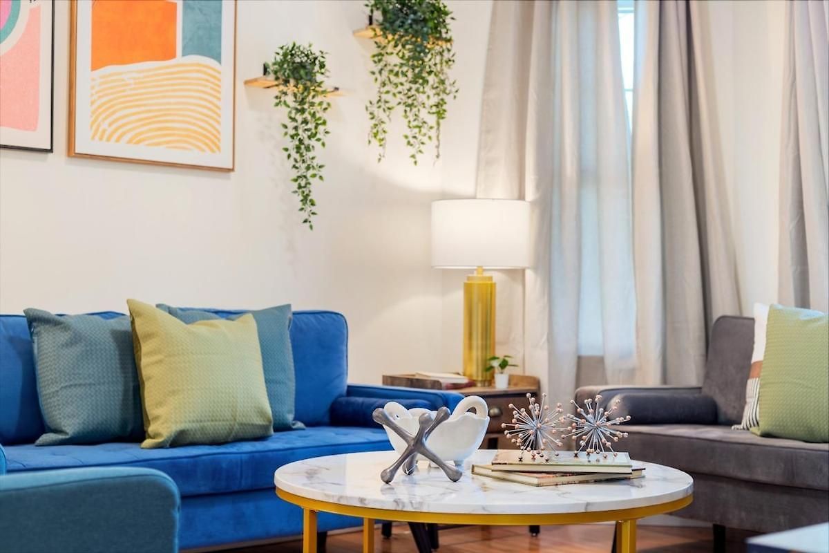 Beautiful 2br In Savin Hill Apartment *