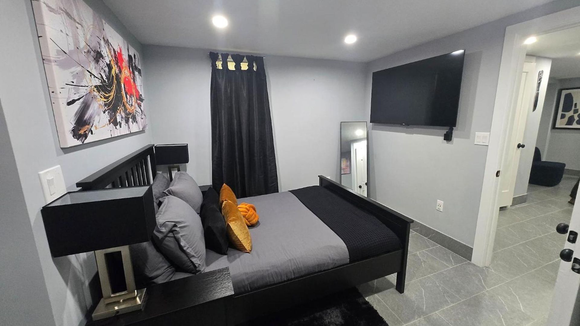 2br Lower Garden-level 20min Apartment *