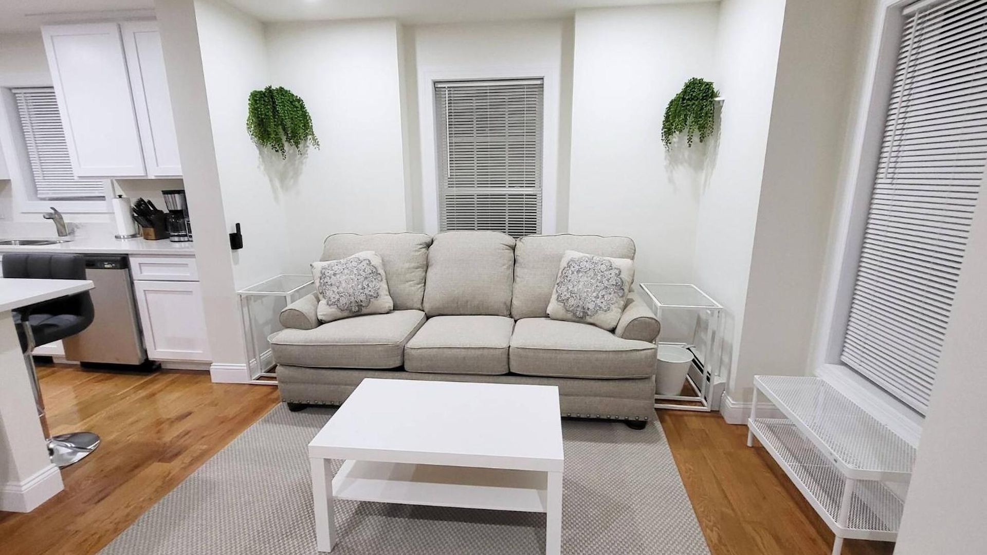3-bedroom Apt-7w2 20-minuite To Downtown Boston