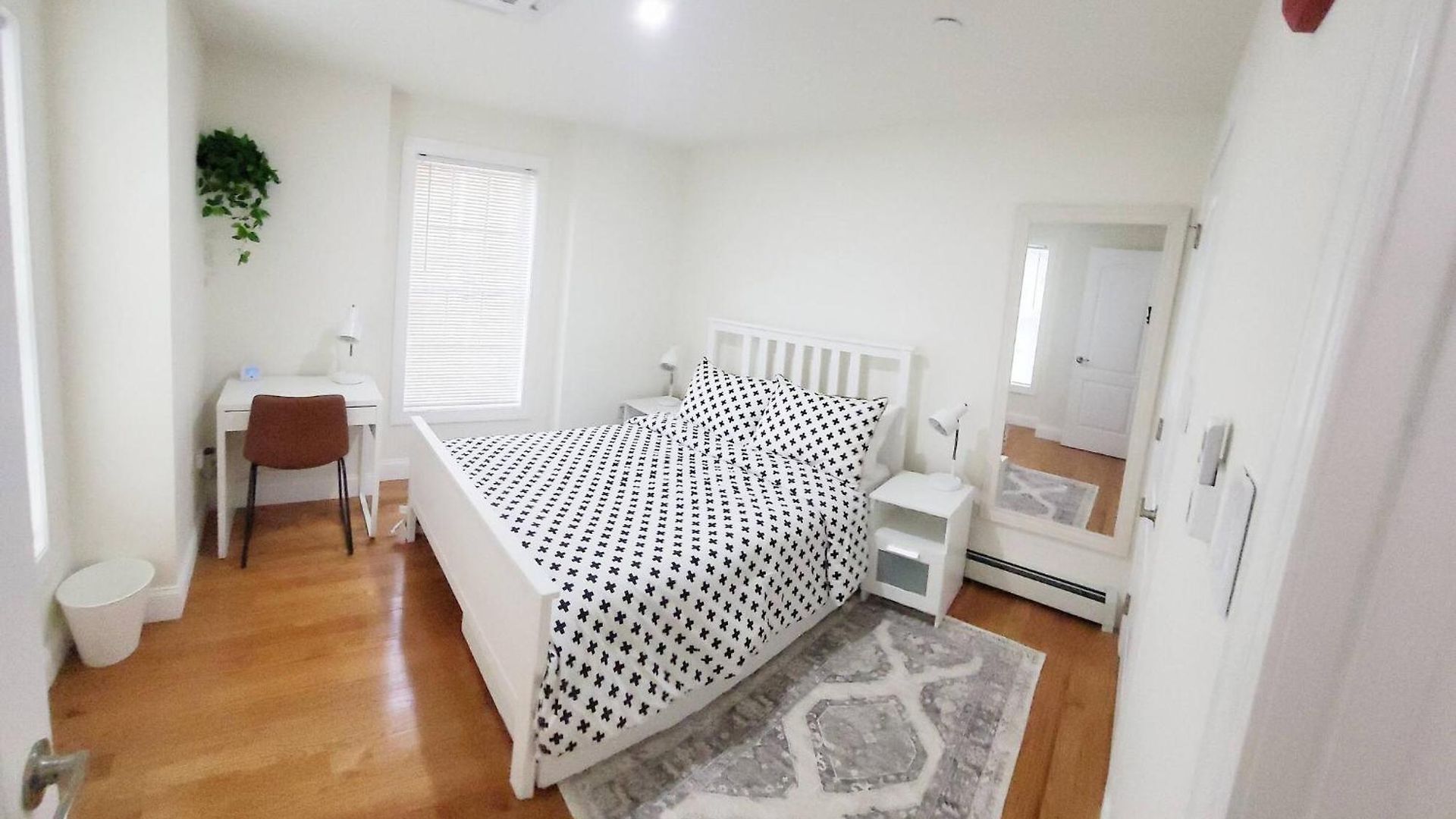 3-bedroom Apt-7b2 20-minuite To Downtown