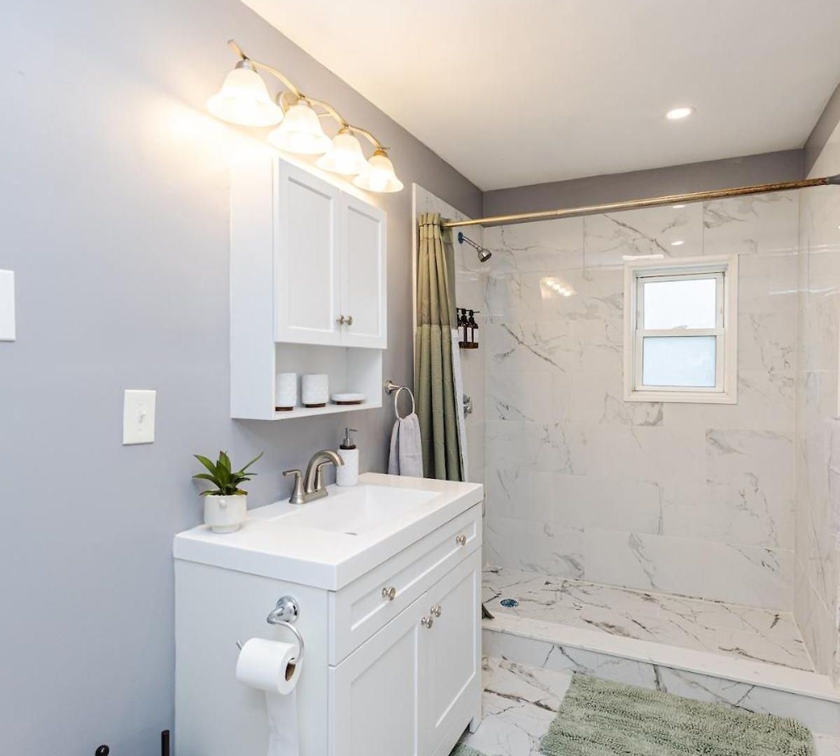 Cozy 3bd, 1ba In - Franklin Park Zoo, Common Apartment *